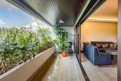 Beaverton Court (D10), Condominium #498764091
